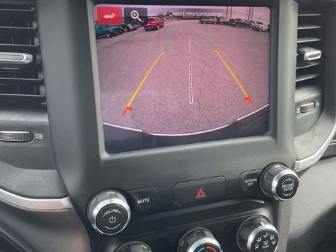 Used 2024 RAM 2500 Big Horn w/ Bed Utility Group image 19