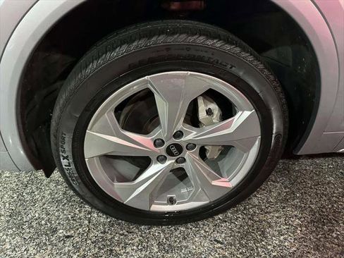 Used 2023 Audi Q5 2.0T Premium Plus w/ Premium Plus Package image 8