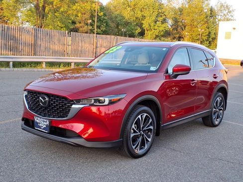 Used 2023 MAZDA CX-5 AWD 2.5 S w/ Premium Plus Pkg image 3