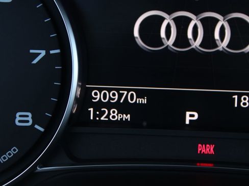 Used 2019 Audi Q7 3.0T Premium w/ Convenience Package AWD/4WD image 16