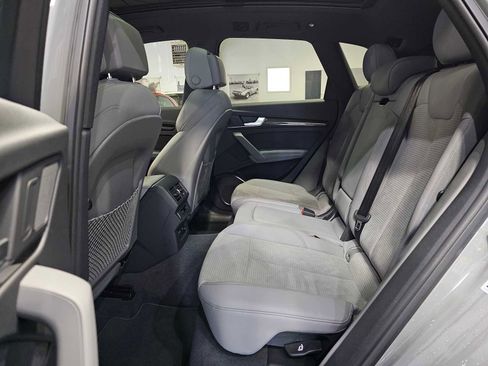 Used 2022 Audi SQ5 Premium Plus w/ Premium Plus Package image 18