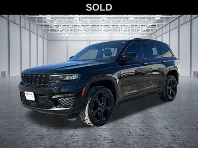 Used 2023 Jeep Grand Cherokee Altitude