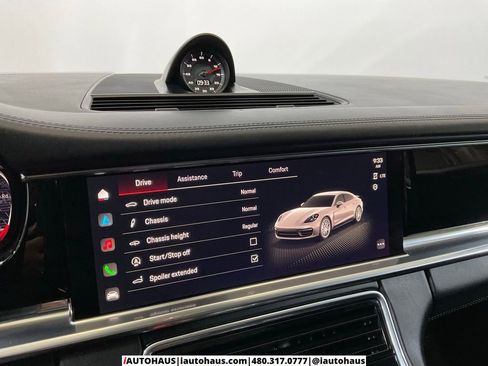 Used 2022 Porsche Panamera 4S w/ Premium Package image 31