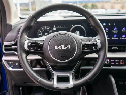 Certified 2025 Kia Sportage SX image 16