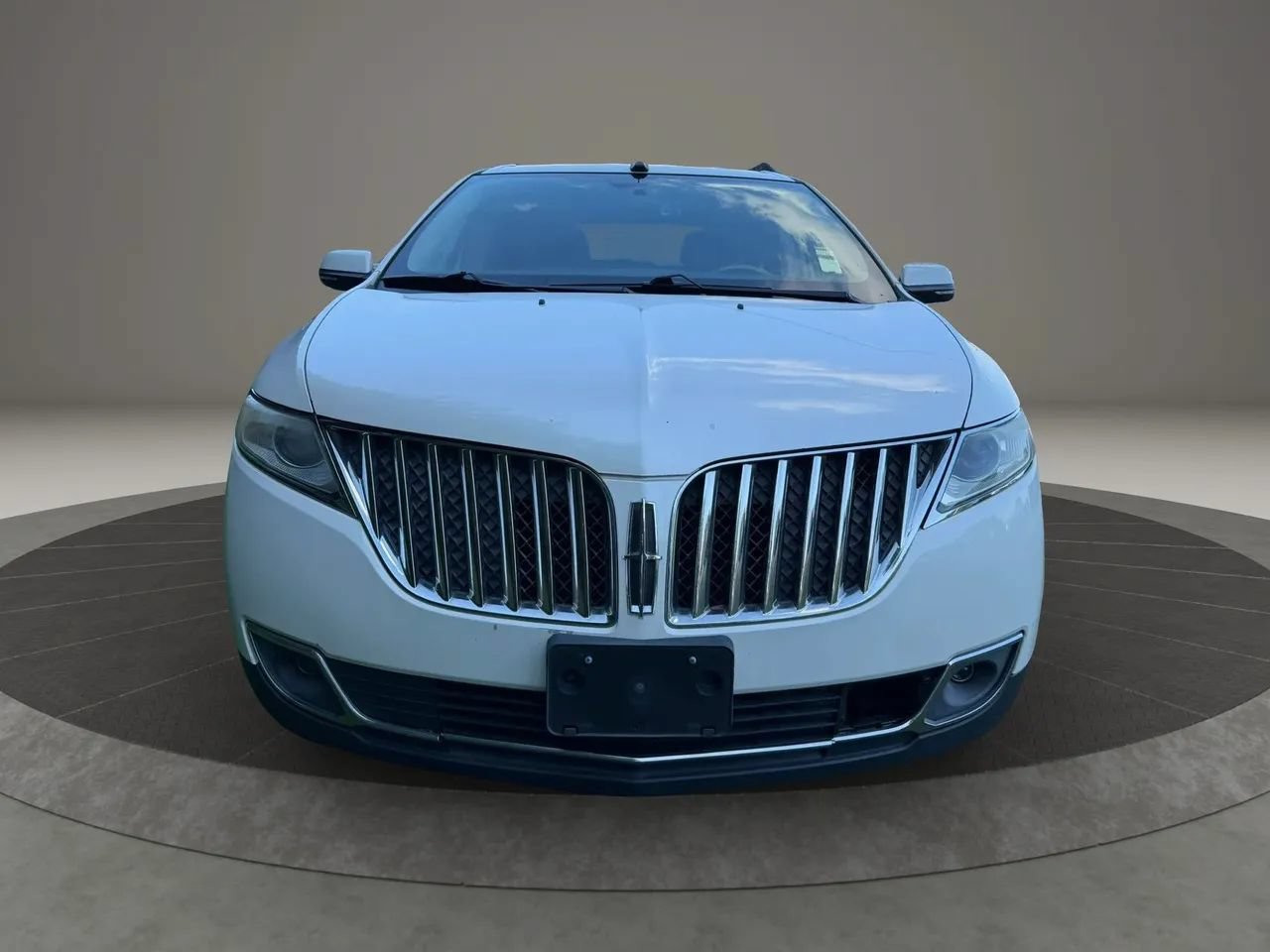 Used 2014 Lincoln MKX AWD w/ Equipment Group 101A image 8