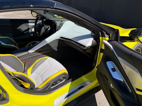 Used 2022 Chevrolet Corvette Stingray Premium Cpe RWD image 31