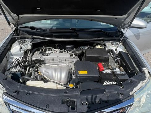 Used 2014 Toyota Camry LE FWD image 15