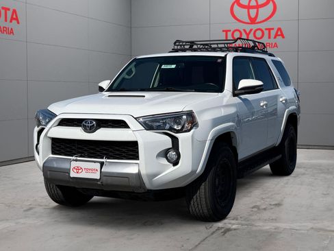 Used 2019 Toyota 4Runner TRD Off-Road Premium image 9