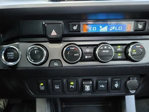 Used 2021 Toyota Tacoma TRD Pro AWD/4WD image 18