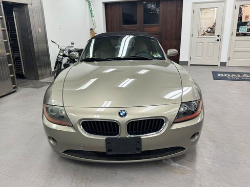 Used 2004 BMW Z4 2.5i RWD image 29