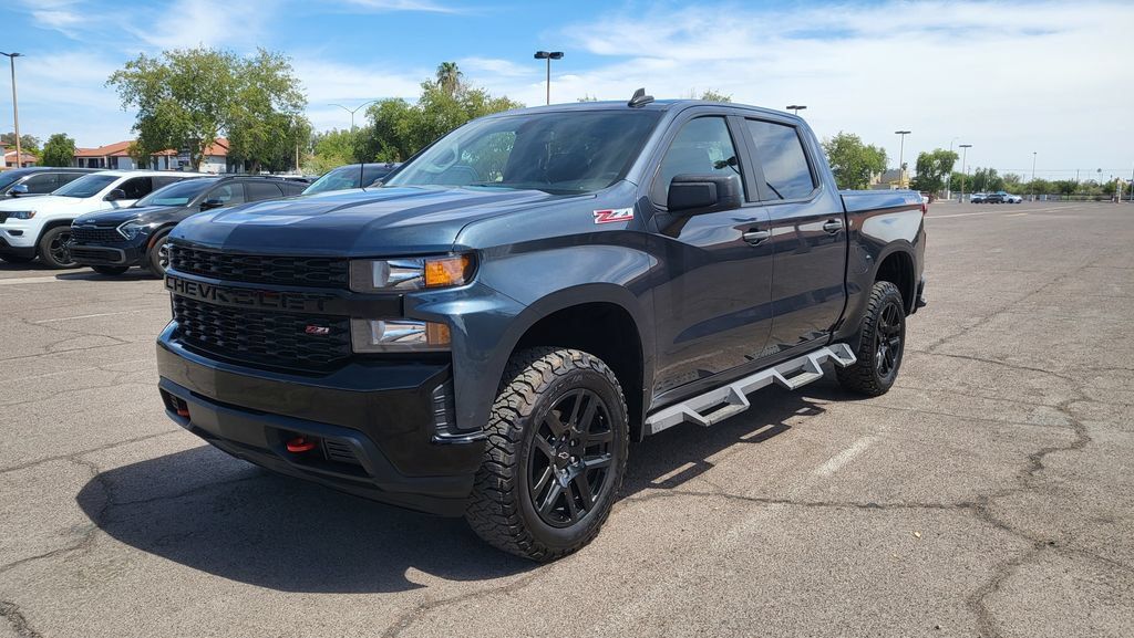 Used 2021 Chevrolet Silverado 1500 Custom Trail Boss w/ LPO, Dark Essentials Package AWD/4WD image 4