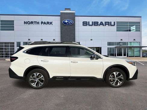 Used 2020 Subaru Outback Touring w/ Popular Package #2 AWD/4WD image 2