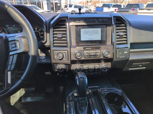 Used 2020 Ford F150 Lariat image 17