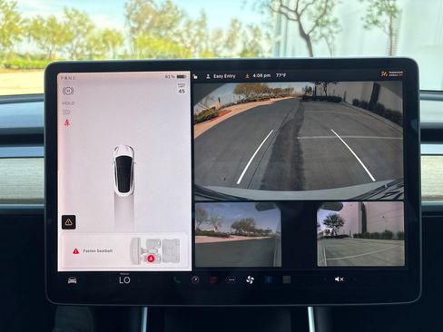 Used 2020 Tesla Model 3 Standard Range Plus RWD image 22