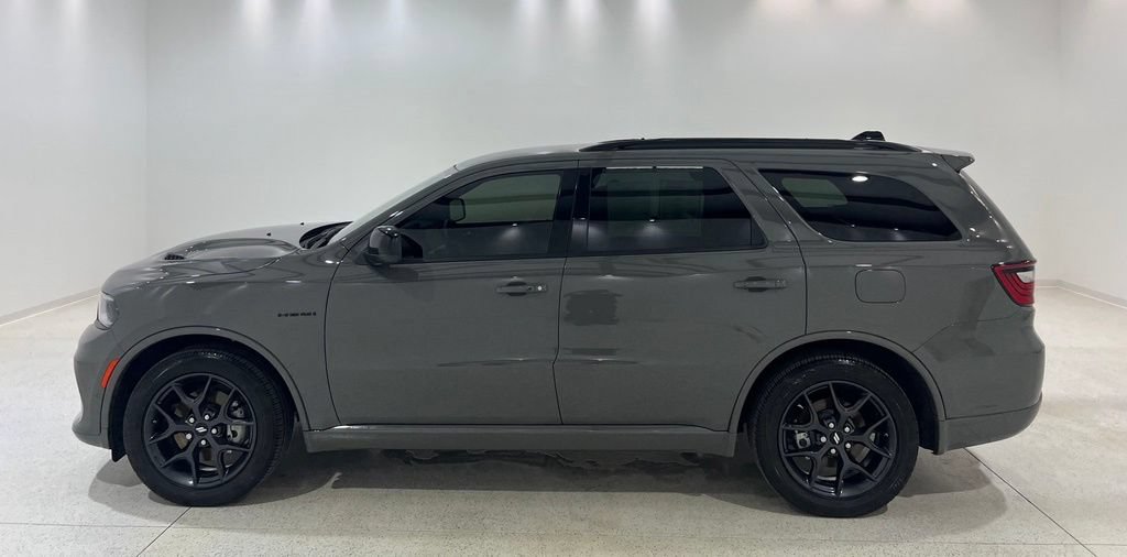 Used 2026 Dodge Durango GT w/ Blacktop Package AWD/4WD image 2