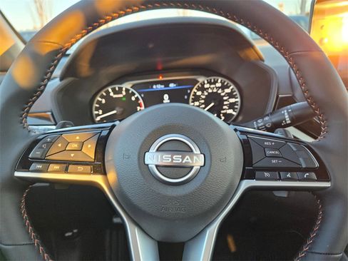 New 2025 Nissan Altima 2.5 SR w/ SR Premium Package image 11