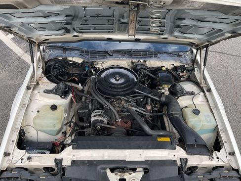 Used 1987 Chevrolet Camaro Z28 RWD image 34