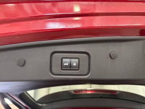 Used 2023 Nissan Pathfinder SL w/ SL Premium Package AWD/4WD image 15