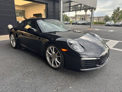 Certified 2018 Porsche 911 Carrera RWD image 4