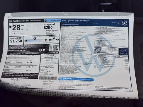 New 2026 Volkswagen Tiguan SE R-Line FWD image 19