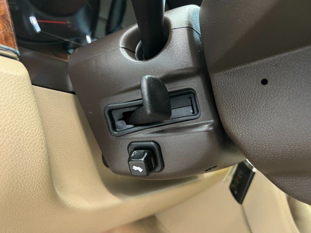 Used 2008 Cadillac SRX V8 AWD/4WD image 30