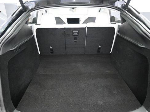Used 2024 Tesla Model Y Long Range AWD/4WD image 30