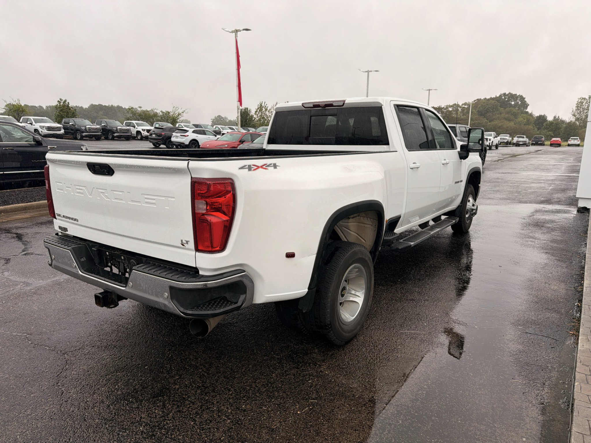 Used 2021 Chevrolet Silverado 3500 LT w/ All Star Edition AWD/4WD image 3