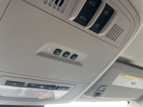 Used 2010 Buick LaCrosse CXL w/ Luxury Package image 16