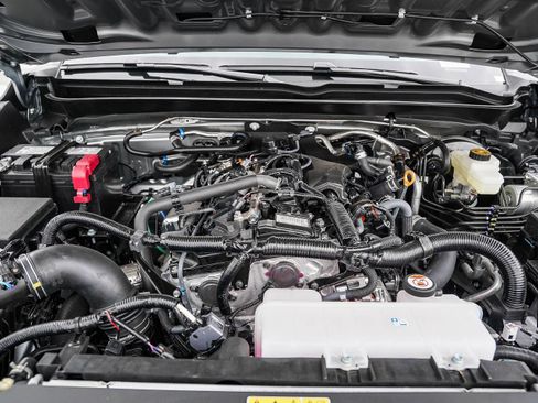 New 2026 Toyota Tacoma SR5 image 14