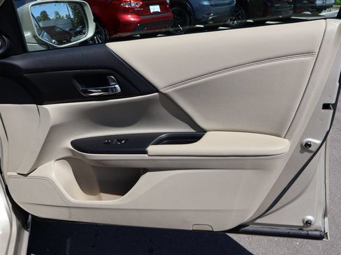 Used 2014 Honda Accord EX-L image 11