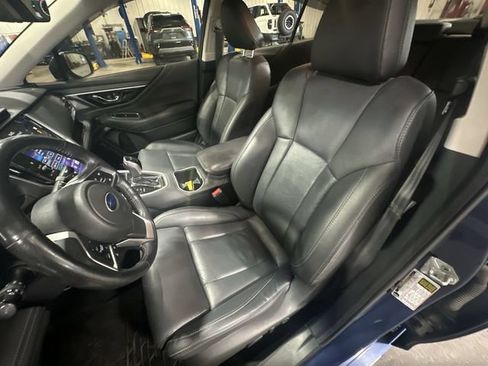 Used 2022 Subaru Legacy Limited w/ Popular Package #3 AWD/4WD image 17
