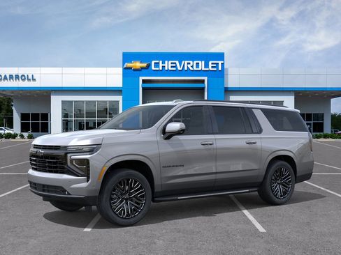 New 2026 Chevrolet Suburban RST w/ Comfort Package AWD/4WD image 2