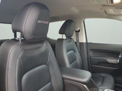 Used 2019 Chevrolet Colorado ZR2 image 15
