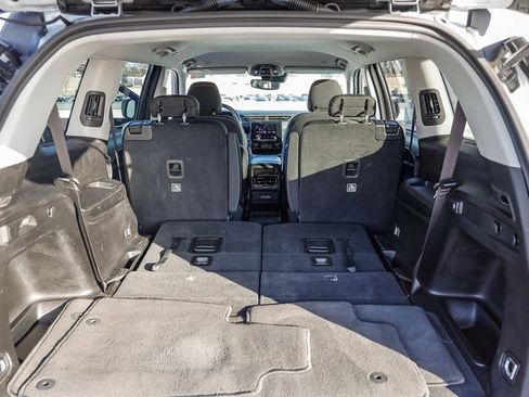 Certified 2023 Jeep Grand Cherokee L Laredo image 27