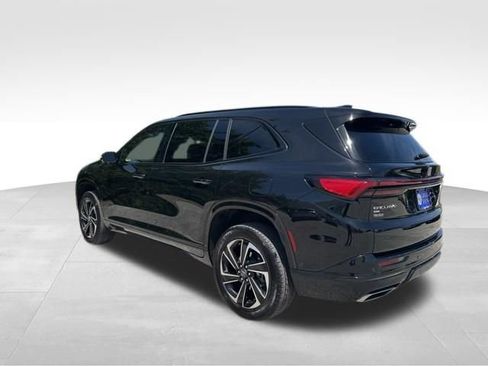 Used 2025 Buick Enclave Sport Touring w/ Super Cruise Package AWD/4WD image 4