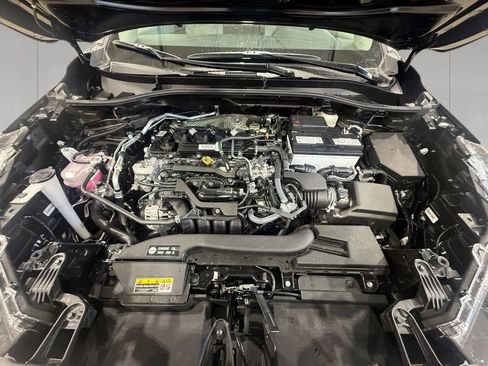 Used 2026 Toyota Corolla Cross L image 43