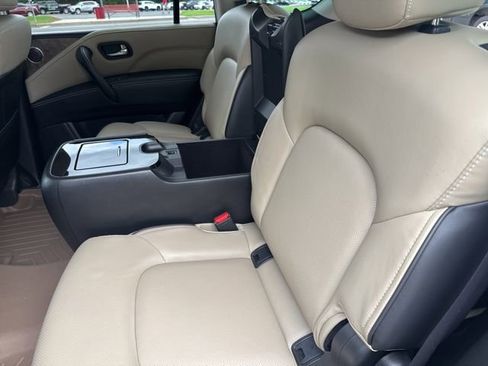 Used 2023 INFINITI QX80 Premium Select AWD/4WD image 22