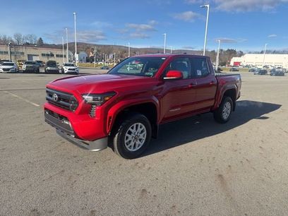 New 2025 Toyota Tacoma SR5