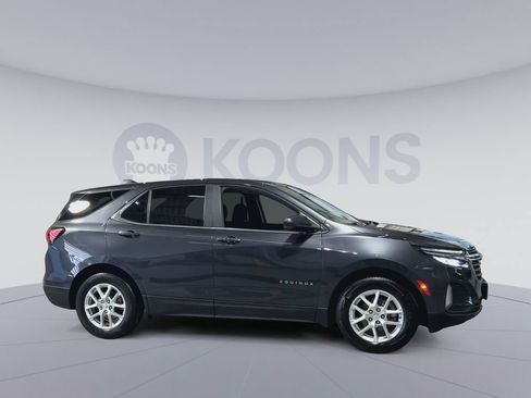Used 2023 Chevrolet Equinox LT FWD image 2
