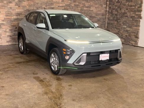 New 2026 Hyundai Kona SE AWD/4WD image 3