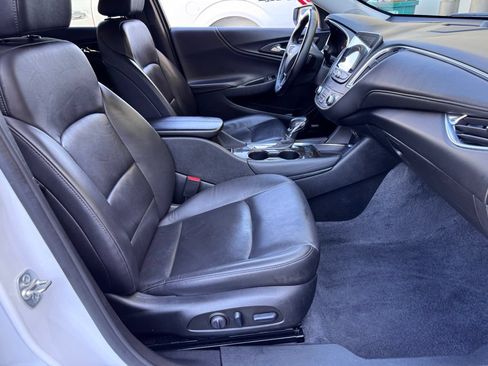 Used 2024 Chevrolet Malibu LT FWD image 17