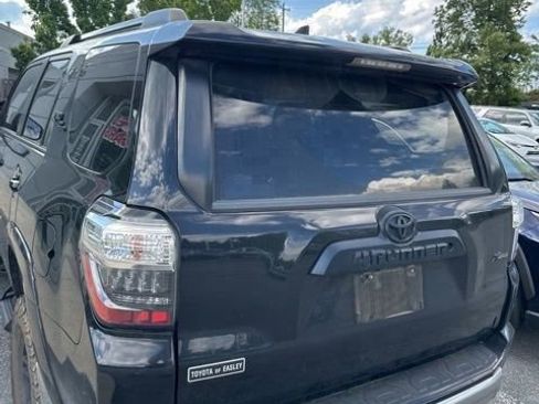 Used 2019 Toyota 4Runner TRD Off-Road Premium AWD/4WD image 10
