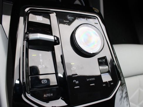 New 2026 BMW 530i w/ M Sport Package image 18