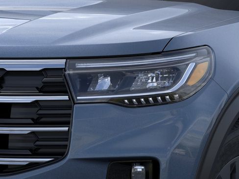 New 2026 Ford Explorer Active w/ Active Comfort Package AWD/4WD image 18