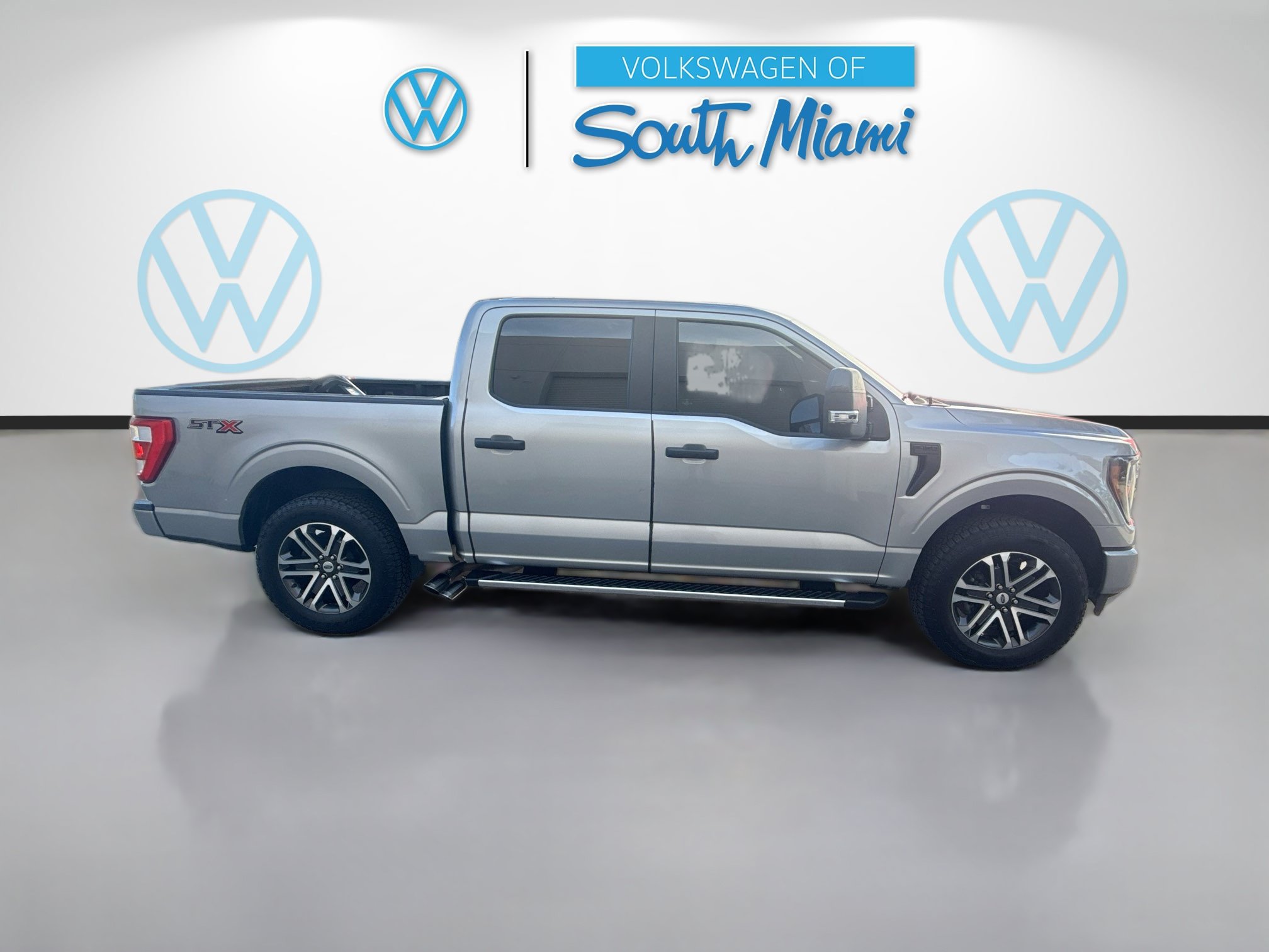 Used 2023 Ford F150 XL RWD image 8