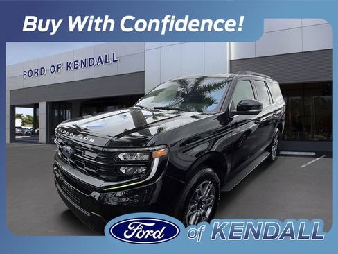 Used 2025 Ford Expedition Active image 1