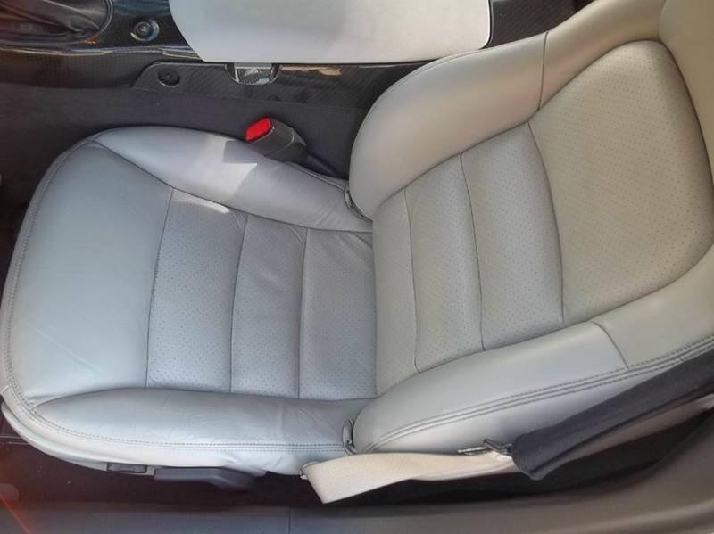 Used 2006 Chevrolet Corvette Coupe w/ Preferred Equipment Group RWD image 23