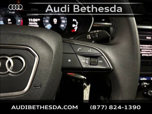 Certified 2025 Audi Q3 2.0T Premium w/ Black Optic Sport Package image 19