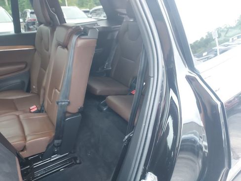 Used 2021 Volvo XC90 T6 Momentum w/ Advanced Package AWD/4WD image 34