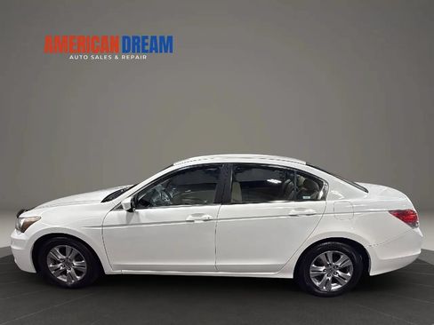 Used 2011 Honda Accord SE image 2
